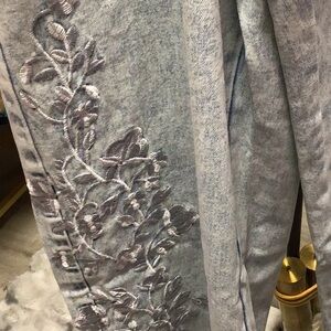 L Embroidery Pants Jeans